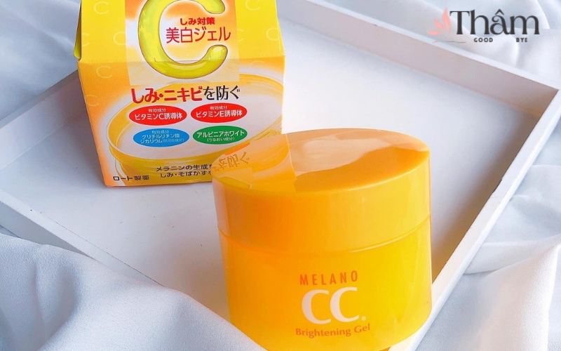 Kem Melano cc bao gồm nhiều thành phần lành tính