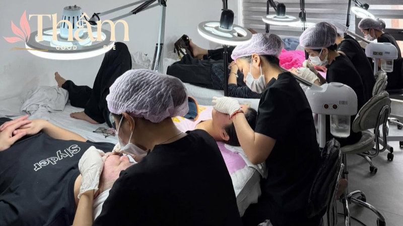 Hami Spa & Clinic được nhiều khách hàng lựa chọn trị thâm tại Tân Phú